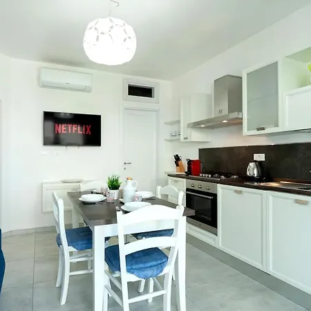 Apartment Lovely At 200 Mt From The Sea *